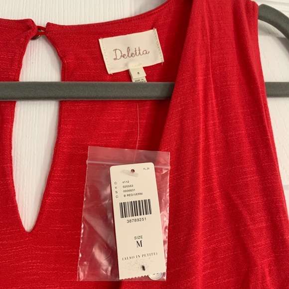 NWT Anthropologie Deletta red crossover swing top - Picture 2 of 3
